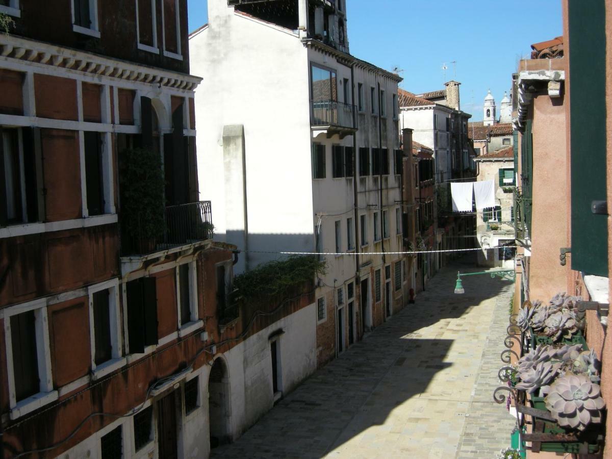 Dorsoduro461 Bed & Breakfast Venice Luaran gambar